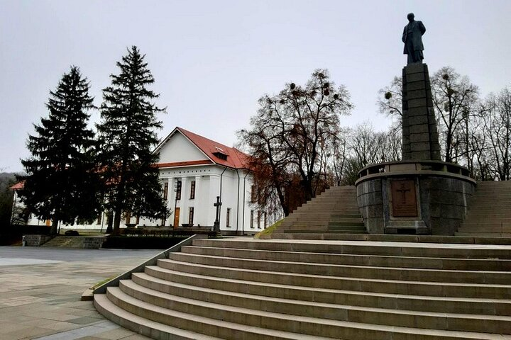 Private Day Trip to Taras Shevchenko National Preserve in Kaniv from Kyiv - Photo 1 of 13