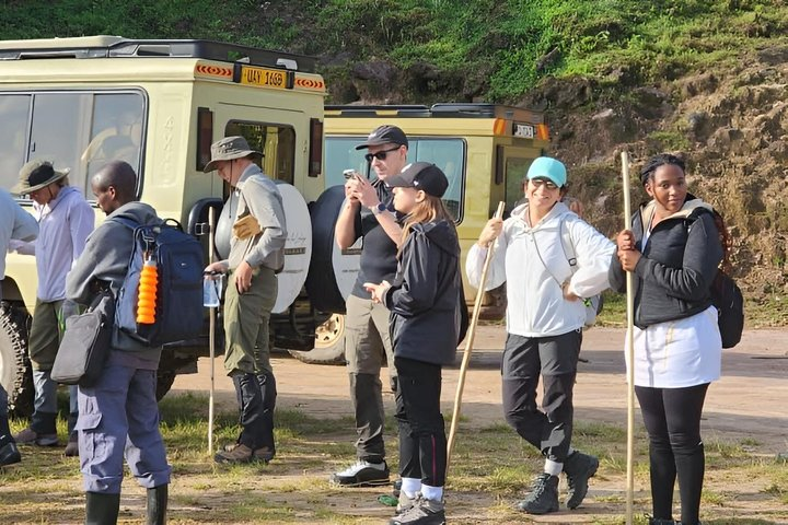 3 days Gorilla tracking Bwindi and Lake Bunyonyi Relaxation - Photo 1 of 16