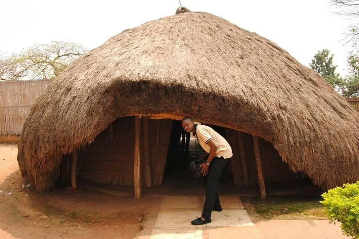 Shot kampala city tour (we walk and use boda bodas ) - Photo 1 of 4
