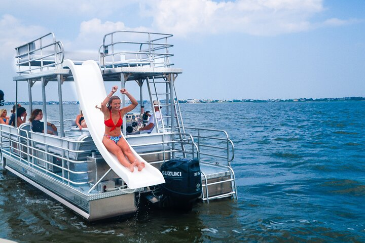 4-Hour Ultimate Party Pontoon Boat Rental in Chincoteague Island - Main Image