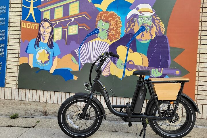 Downtown Madison E-Bike Guided Tour in Madison | Pelago