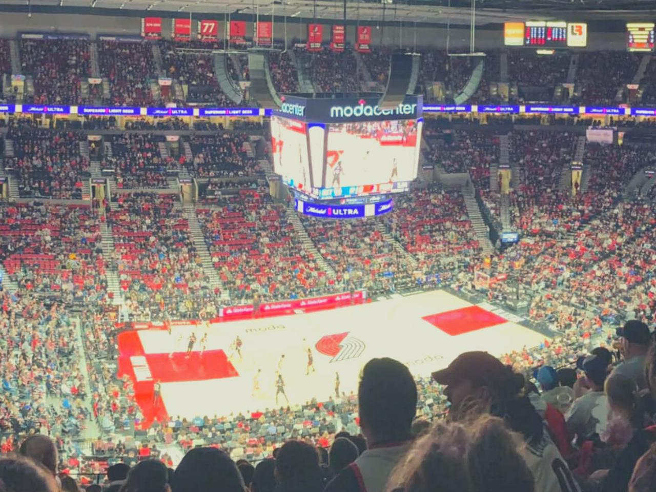 trail blazers moda center