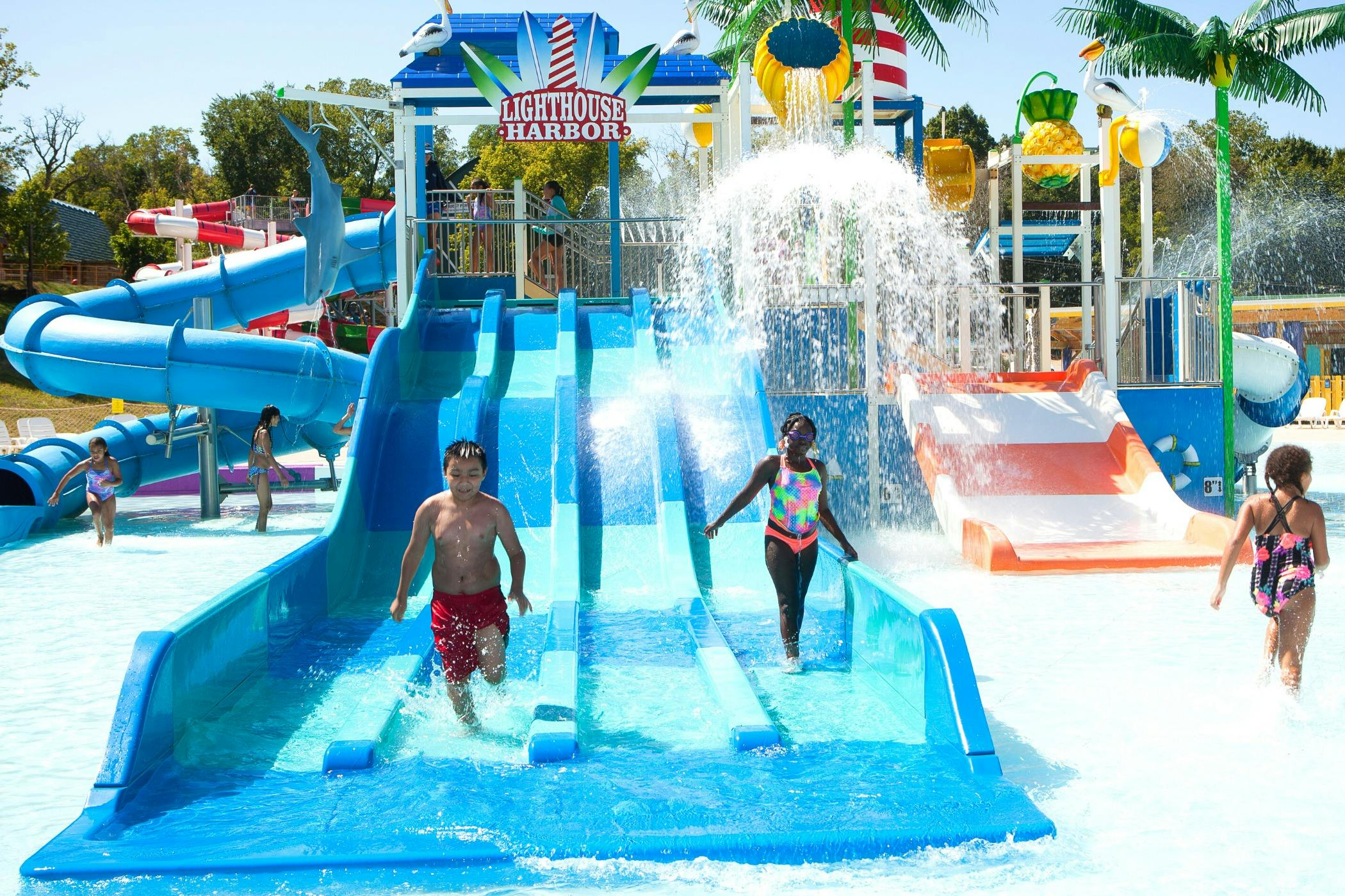 Six Flags Kahuna Water Slide Bestway Water Slide 710x310x265cm