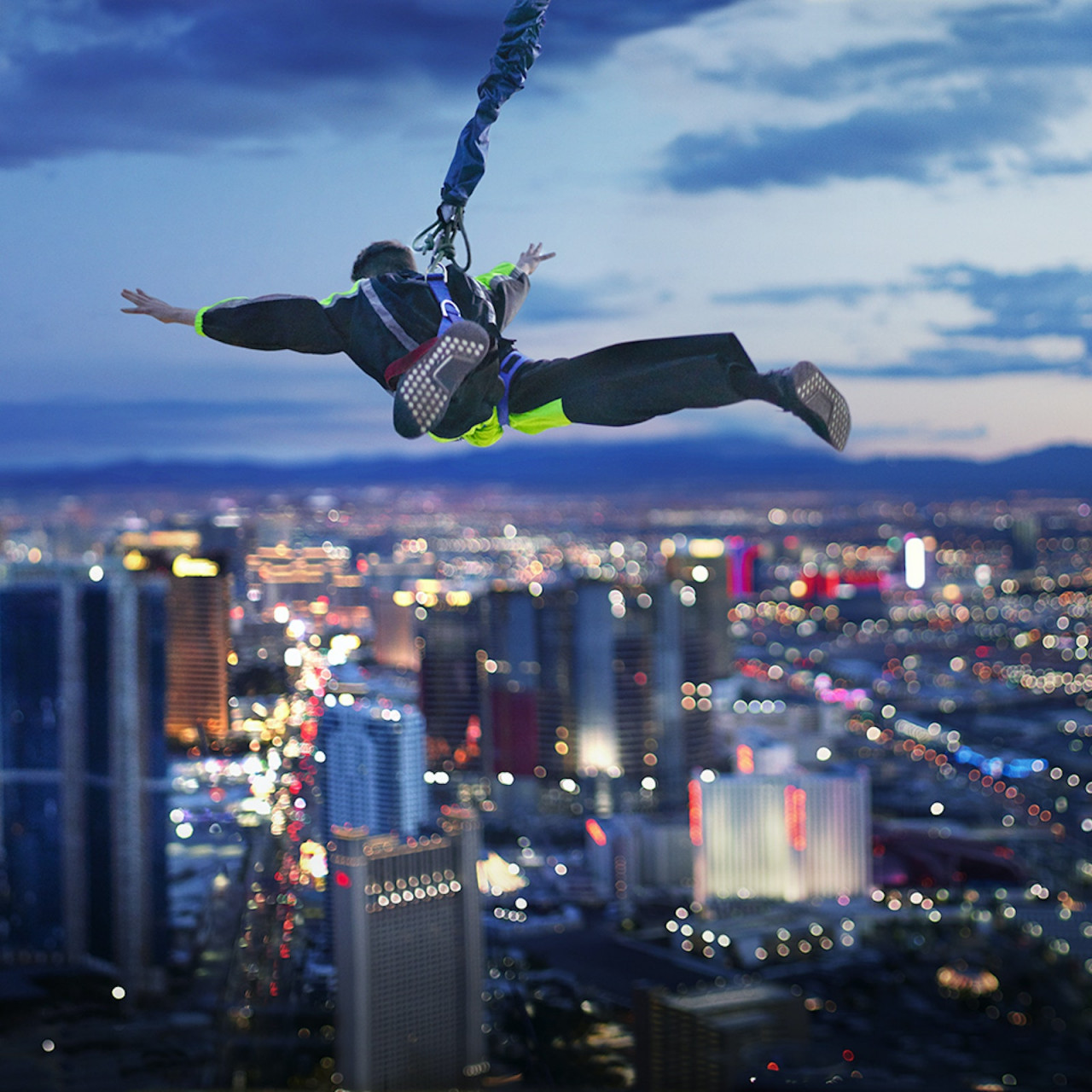 Las Vegas的SkyPod, SkyJump, and Thrill Rides at The STRAT Tower | Pelago
