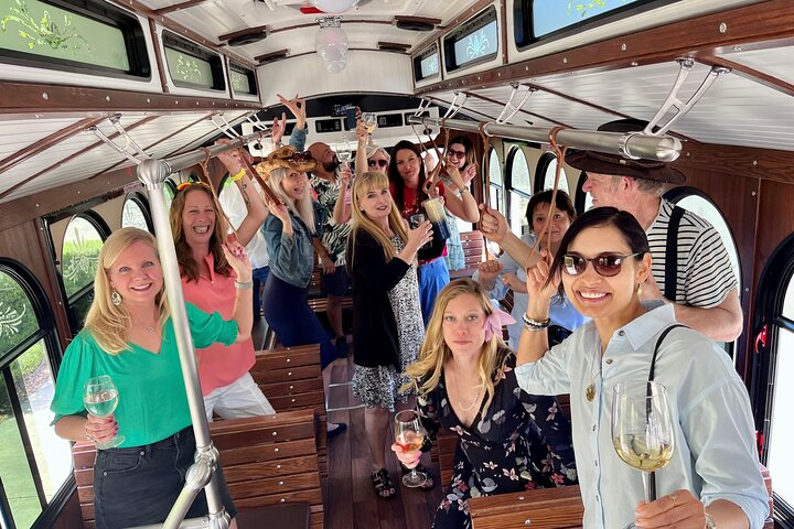 Trolley Winery Tour Bus Near Me Temecula Wine Tasting Bus Tours