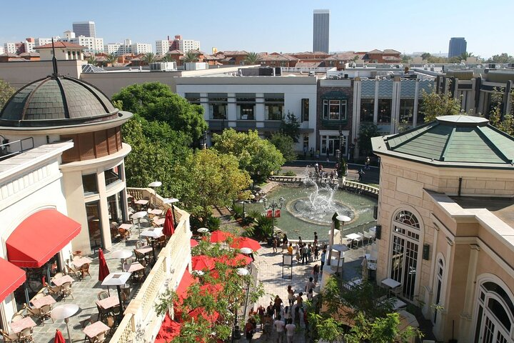 Tour of Hollywood, Sunset Blvd, Farmer's Market, Miracle Miles and