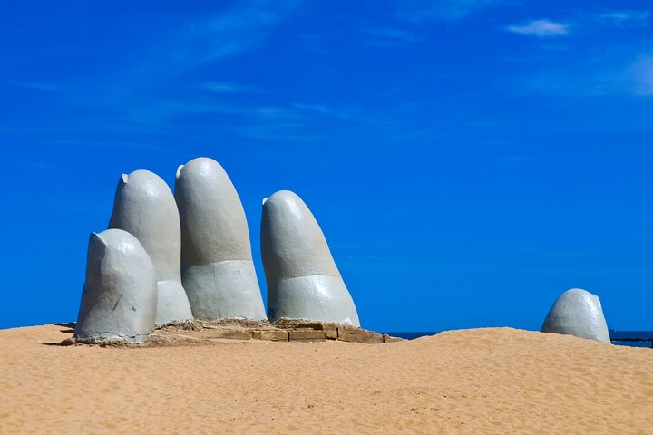 Full Day Punta del Este - Photo 1 of 15