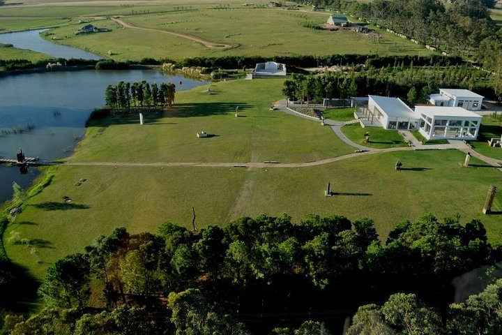 Private Transfer to Punta del Este Special Art Icons Tour - Photo 1 of 6