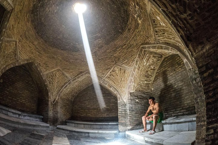 Bukhara Traditional Men's Hammam / Bath XVI Century - Photo 1 of 7