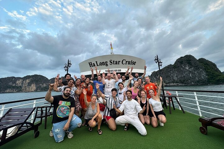 1-Day Luxury Cruise Tour in Ha Long Bay, Best Care & All Included