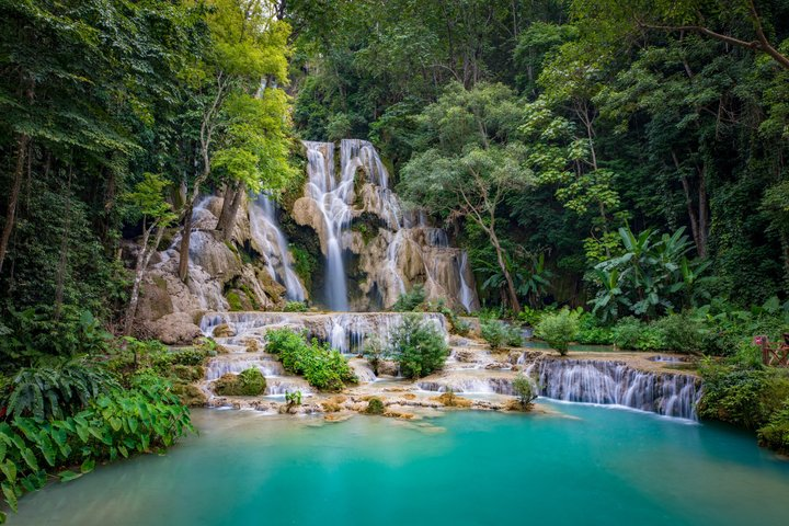 Indochina 10 - Day Unforgettable Journey - Photo 1 of 14
