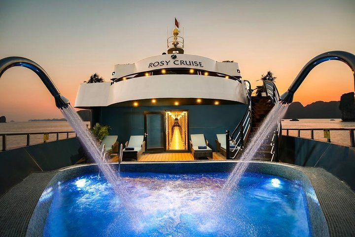 Rosy Cruise - Swimming Pool