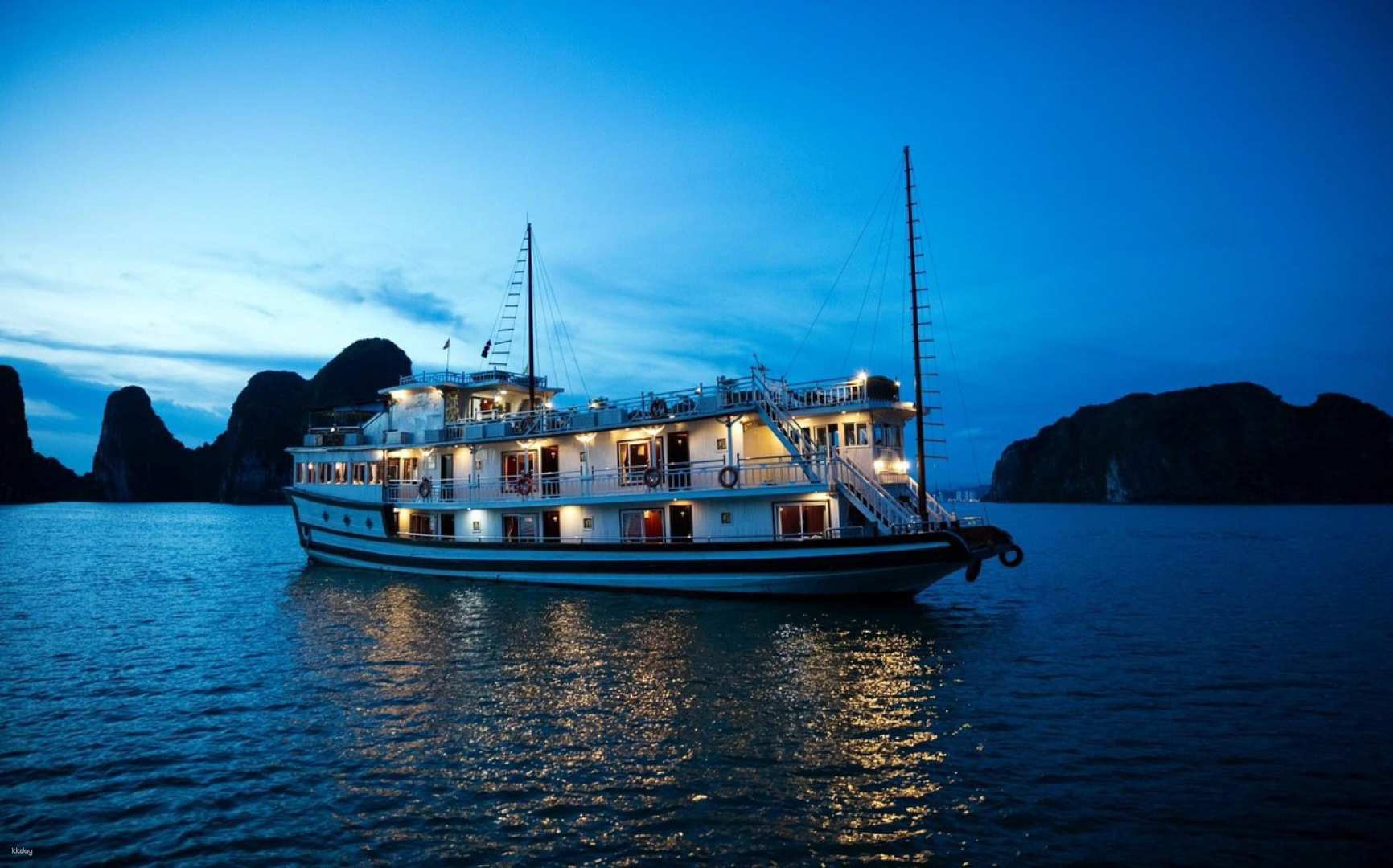 Deluxe 3-Stars Cruise - Many Options 2D1N Cruise | Explore Ha Long Bay with Sung Sot & Ti Top | Vietnam - Photo 1 of 7