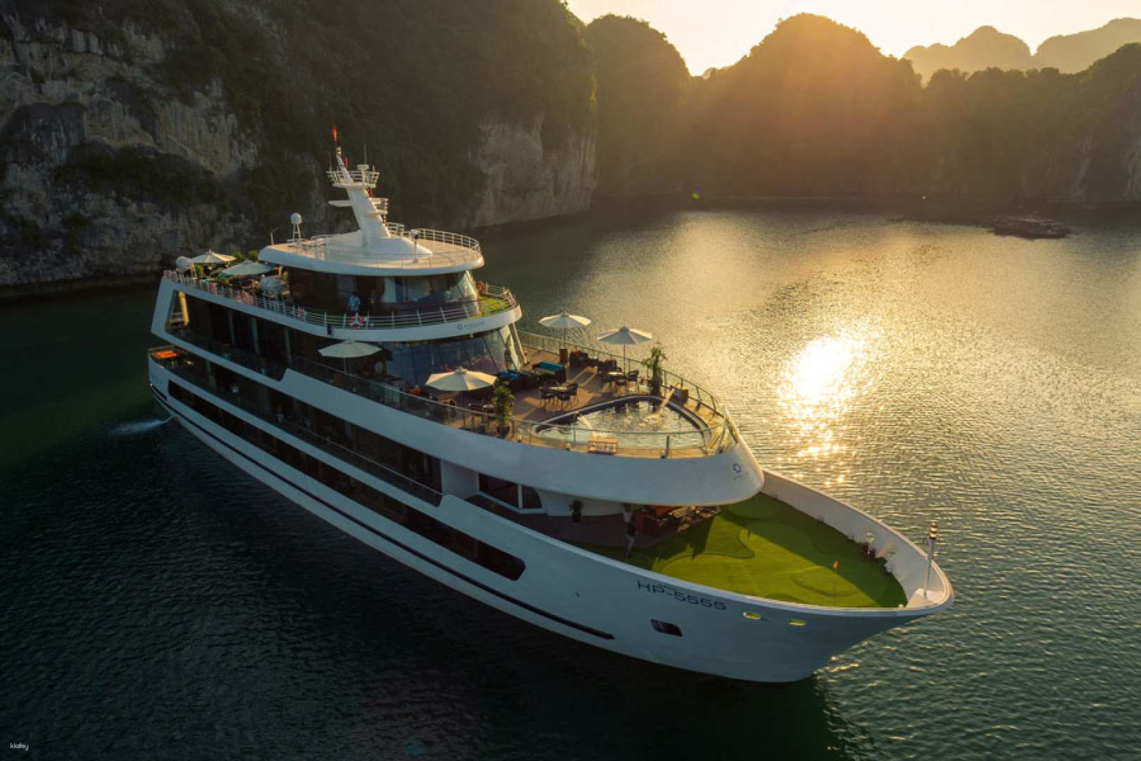 Stellar of the Seas Luxury 5-Stars 2D1N Cruise | Explore Ha Long Bay with Private Balcony & Luxurious Cabin | For non-Vietnamese Travelers - Photo 1 of 10