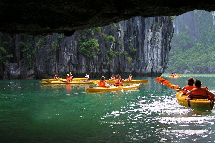 Ha Long Bay Heritage Discovery - 3 Days and 2 Nights From Ha Noi