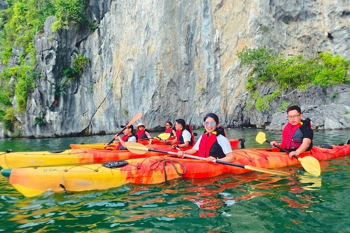 3 Days Tour from Cat Ba Town to Cat Ba National Park - Photo 1 of 19