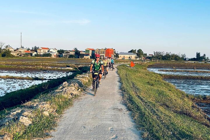 4-Day Bike Tour from Hue to Hoi An Ancient Town Including My Son Sanctuary - Photo 1 of 4