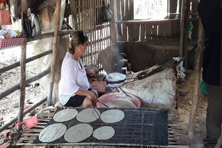 Hoi An Mat Weaving-Insense Making-Carpentry-Wet Rice Paper Tour - Photo 1 of 6