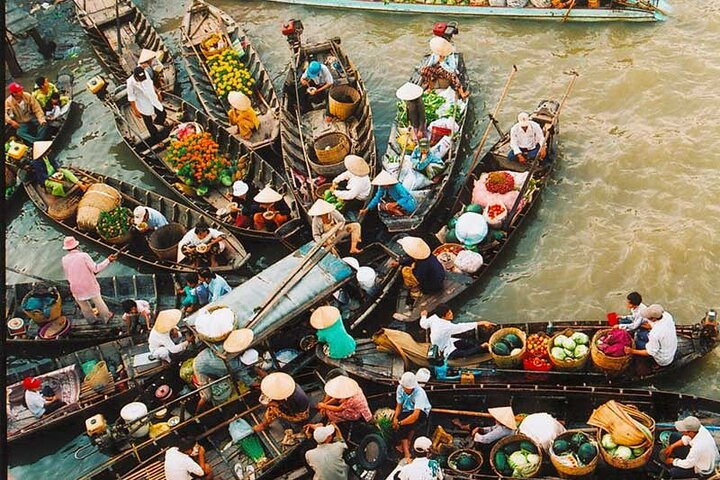 Floating market 