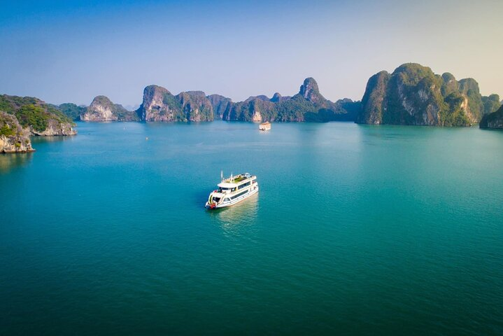 Halong Day Cruise 5 Star 