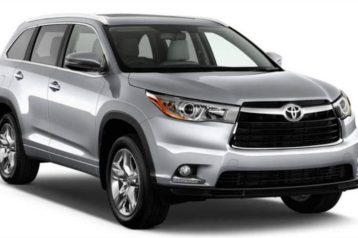 Airport Pick up or Transfers - Photo 1 of 4