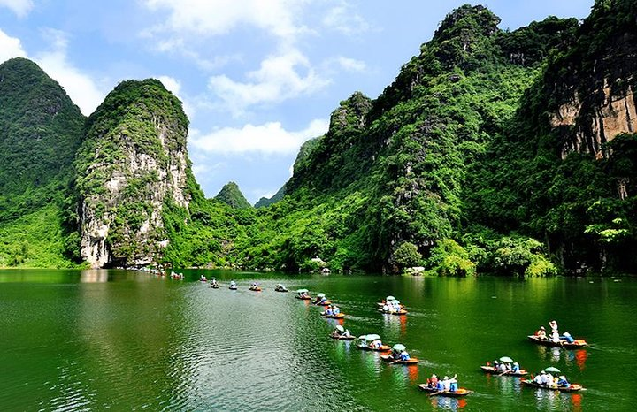 Bai Dinh - Trang An - Eco- tourism 1 Day - Photo 1 of 5