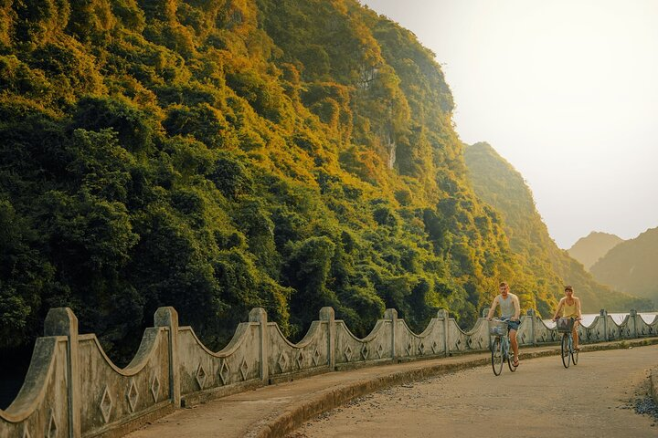 Best love - Full Day Boat Tour to Lan Ha Bay and Ha Long Bay - Photo 1 of 21