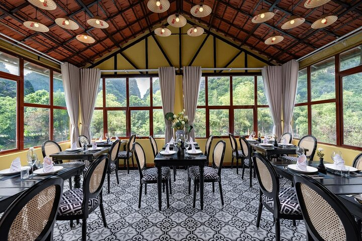 BEST RATE GUARANTEED 1 Day Trang An - Tam Coc - Mua Cave - Hoa Lu - Photo 1 of 25