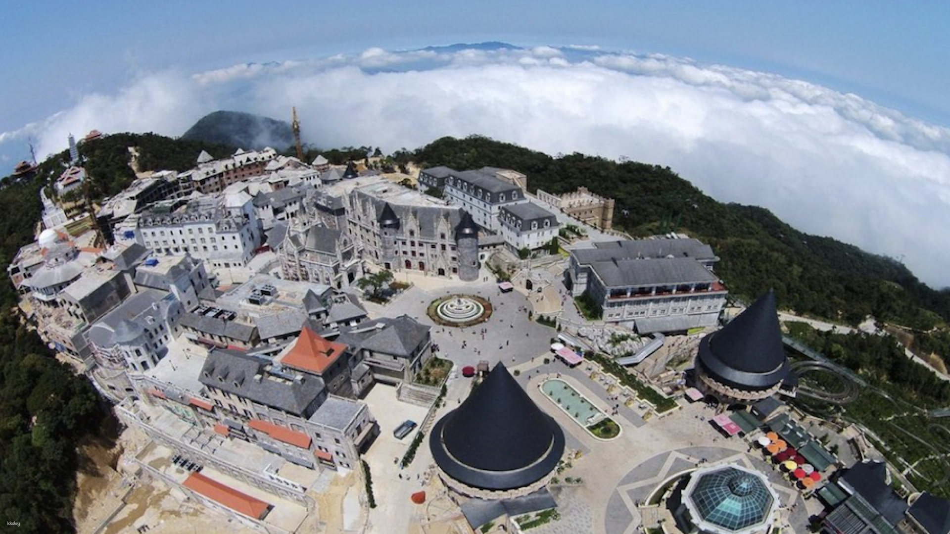 Vietnam Danang Ba Na Hills Tour (morning private tour, admission ticket, lunch, pick-up included, Korean guide) - Photo 1 of 6