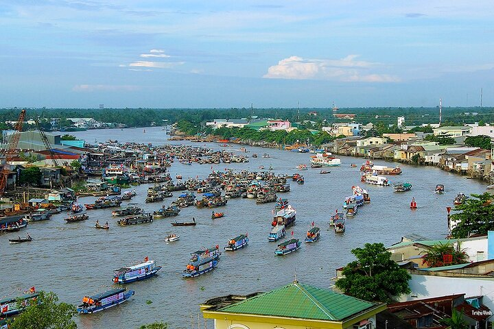 Cai Rang Floating Market Tour -Amazing Can Tho  - Photo 1 of 10