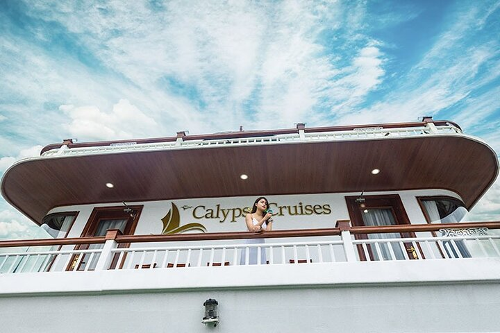 Calypso Cruise Luxury 2 Day to Halong Bay and Cat Ba Island