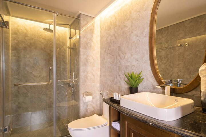 Chill Cruise Full-Day Explore Halong Bay - Photo 1 of 6