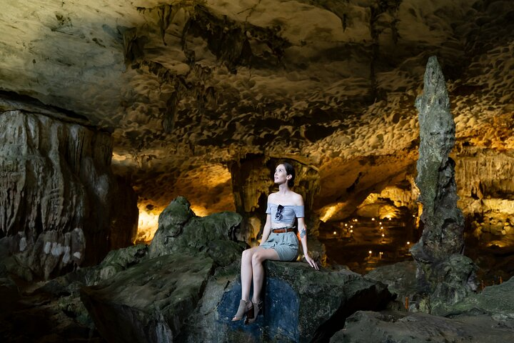 Cong Cruise Full-day Explore Halong Bay - Photo 1 of 10