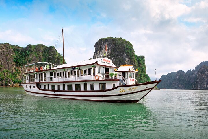 Halong Cozy Bay Cruise (Budget 2 Days 1 Night Tour)