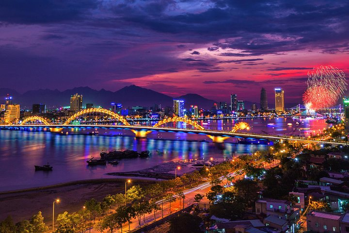 Experience the glow of Da Nang's skyline as you savor a seafood dinner and explore iconic night spots. Cruise the Han River and immerse yourself in the local culture.