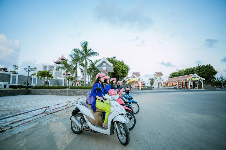 Aodai Rider Team