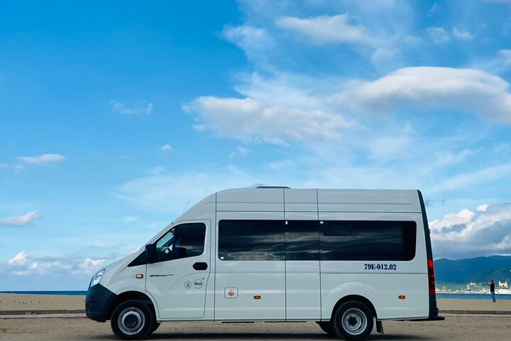 Daily bus in Nha Trang to Dalat - Photo 1 of 7