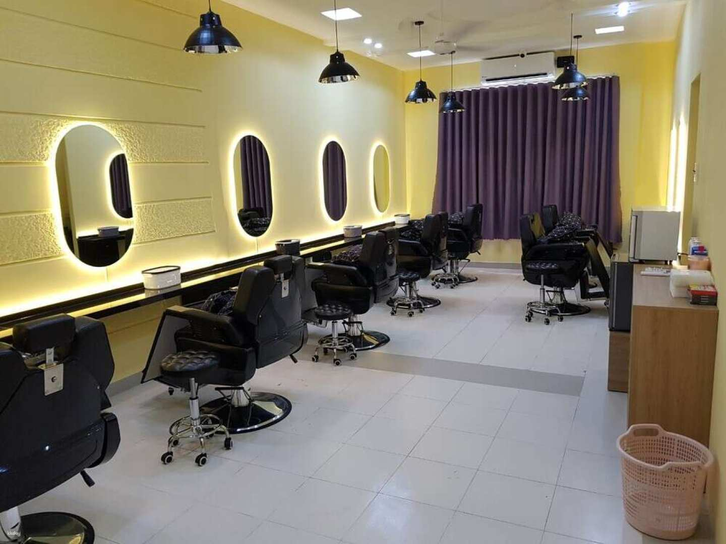 Danang Jeil Barbershop (90 min full package, face, scalp, full body massage) - Photo 1 of 5