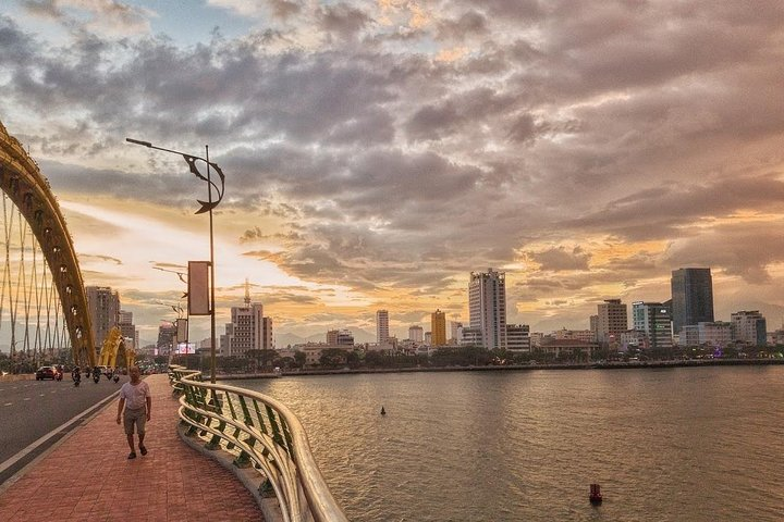 Sunset over the River Han