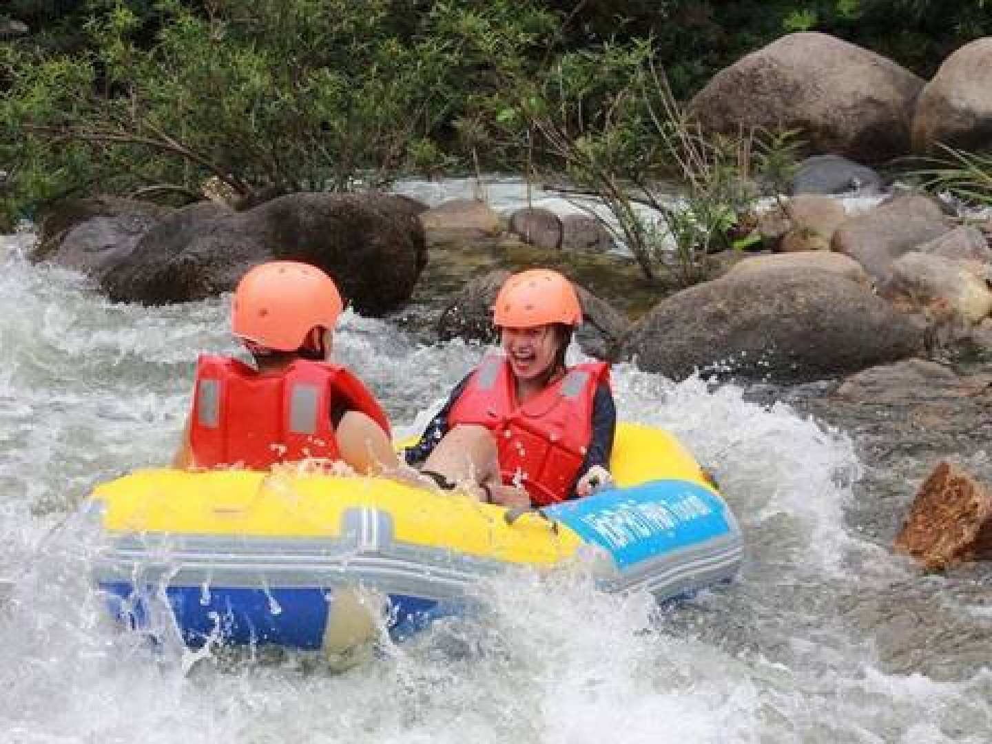 [Private Tour] Danang Rafting + Jeil Barbershop 90-minute Combo (Available in the Morning/Afternoon) - Photo 1 of 6