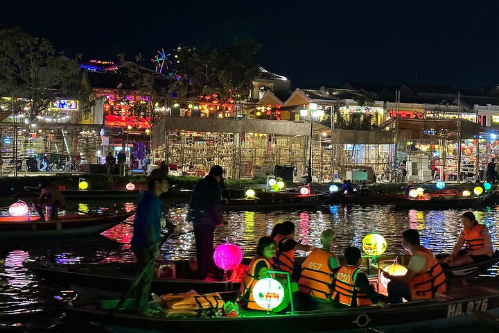 Entry Ticket: 45 minutes Traditional Boat trip on Hoai River - Photo 1 of 9