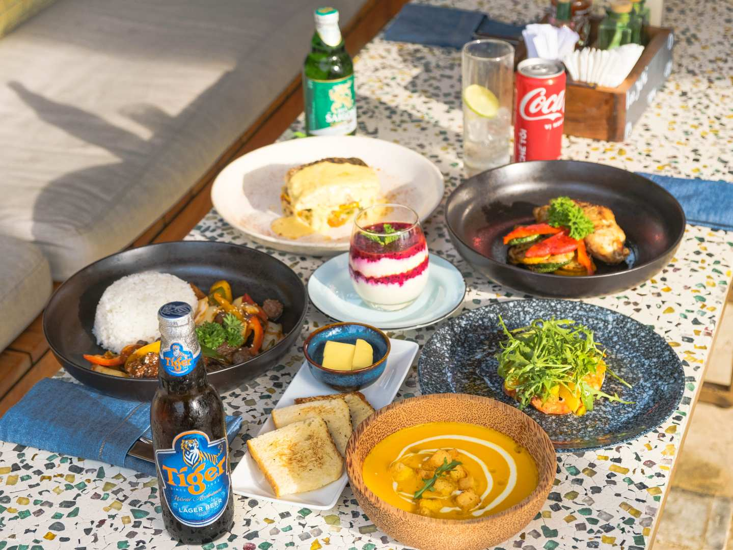 [Exclusive] Dining Experience at Sailing Club Phu Quoc Beach Club: 4-course Dinner with Complimentary Fire Show | Vietnam - Photo 1 of 10