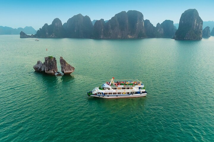 Excursion to Ha Long Bay with Titop Island and kayaking in Luon Cave - Photo 1 of 14