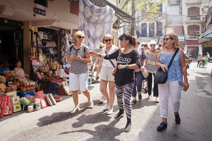 French Quarter Tour - Photo 1 of 6