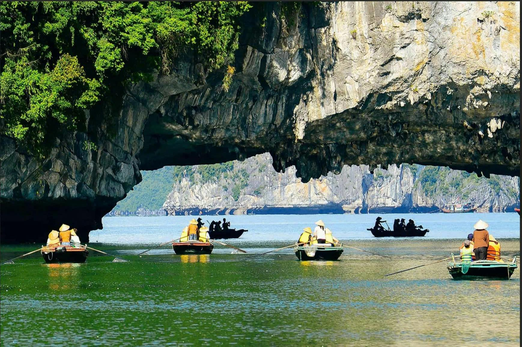 Ha Long Bay: Day Cruise + Transfers + Lunch - Photo 1 of 11