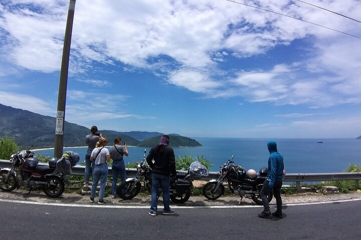Hai van pass view stop