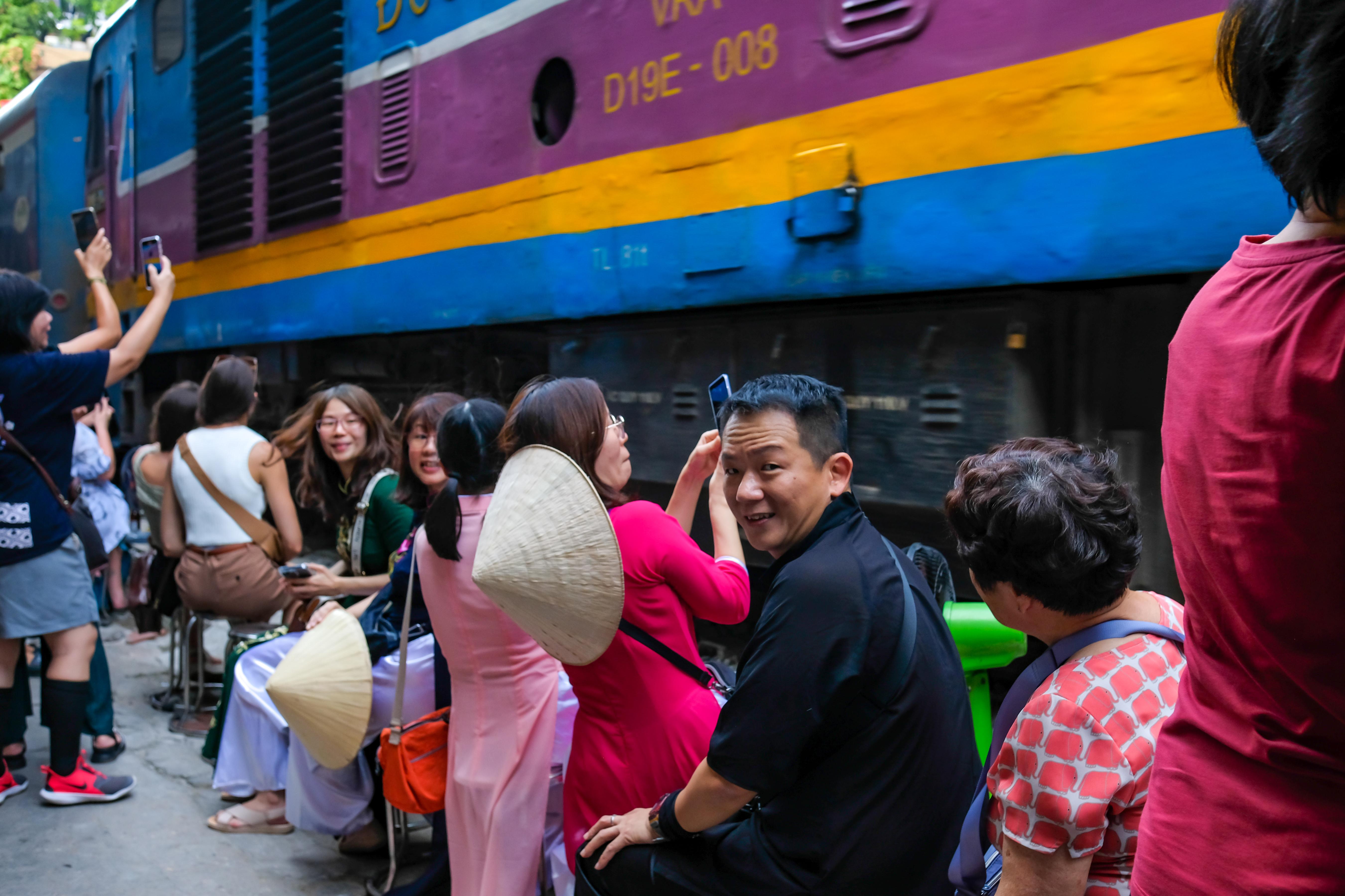 Half-day Hanoi City Tour: Hidden Gems and Train Street - Photo 1 of 10