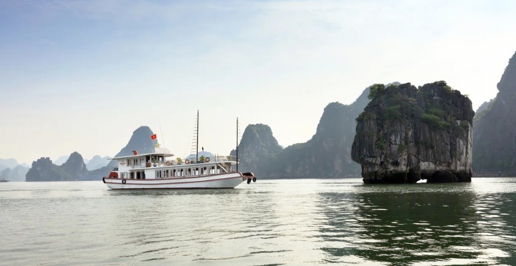 Halong Bay Day Tour | Viet Dragon Cruise | Ha Long | Hanoi | Vietnam | Pelago