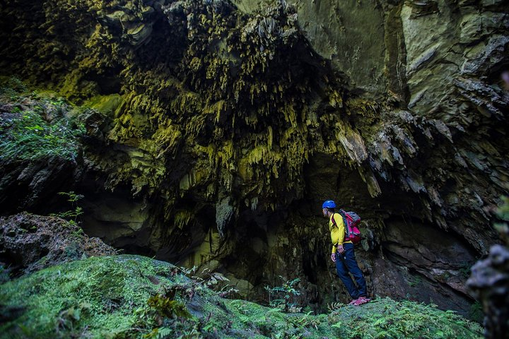 Hang Gieng Vooc Jungle Trekking And Hiking - Photo 1 of 5