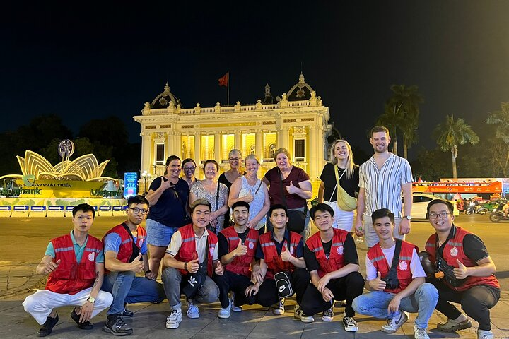 Hanoi Vintage Vespa Food Tours- Hanoi Vespa Tours